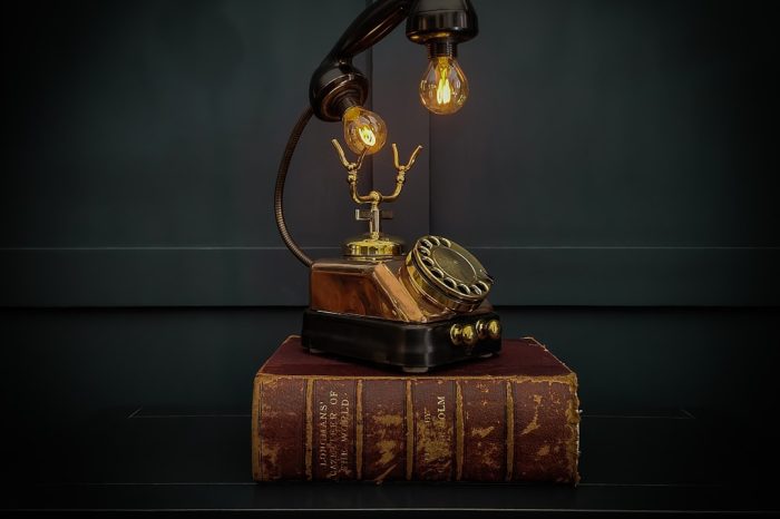 Photo Book-shaped lamp
