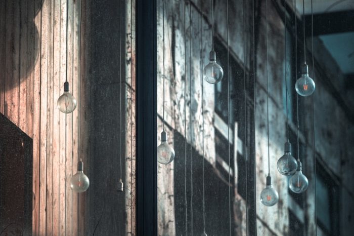 Photo vintage filament bulb fixture